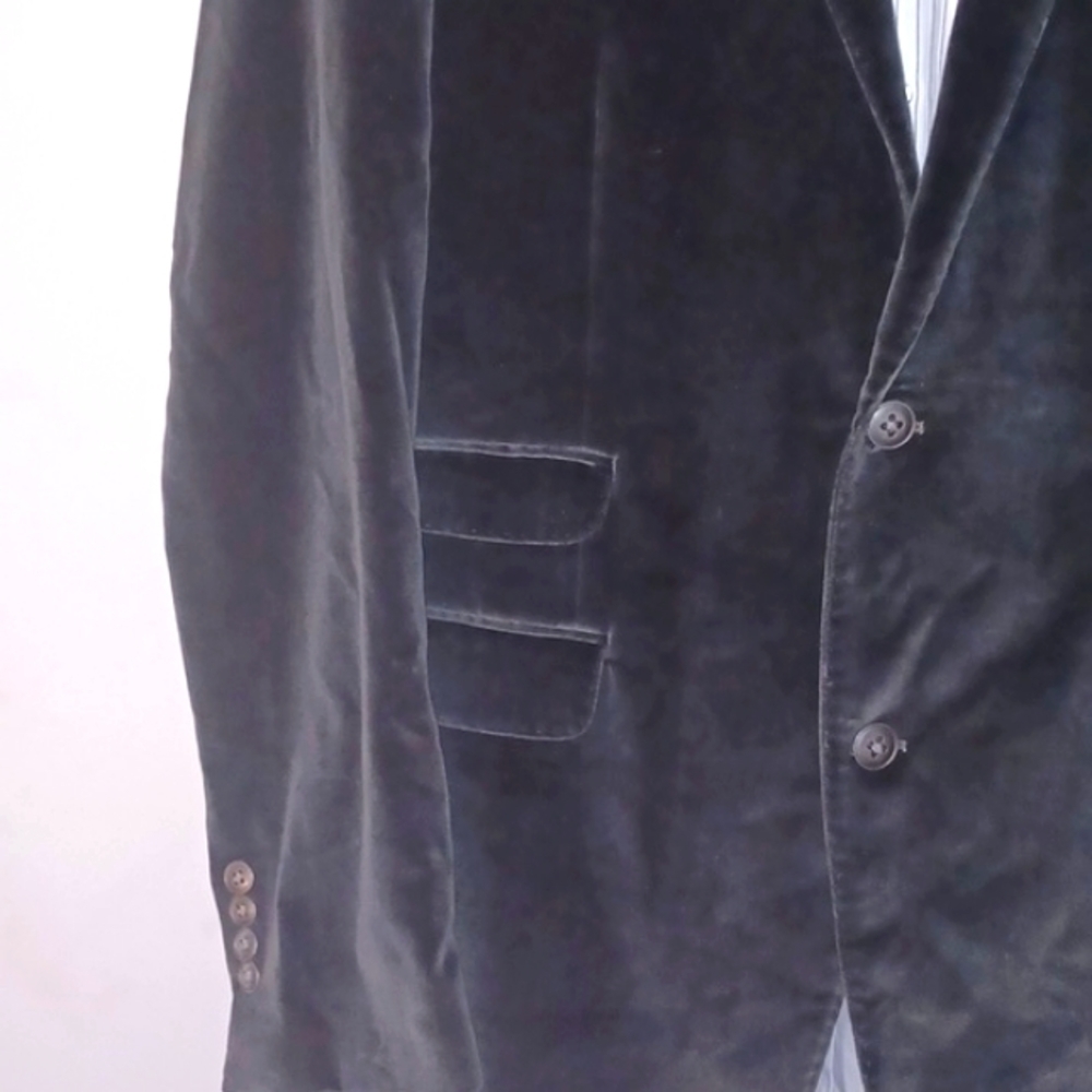 NEIMAN MARCUS Dark Olive Green Velvet Blazer, 42L - Picture 4 of 13